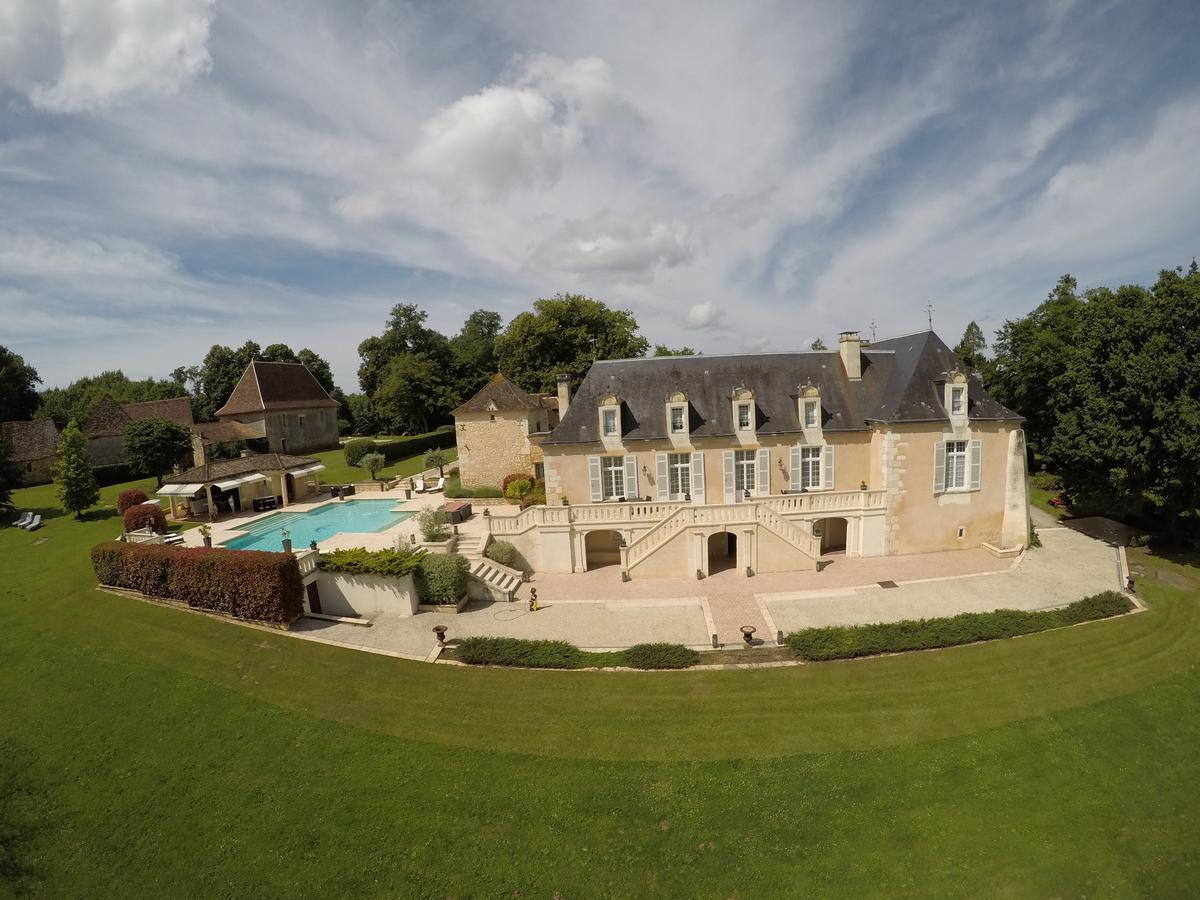 Domaine De La Rocque Acomodação com café da manhã Liorac-sur-Louyre Exterior foto